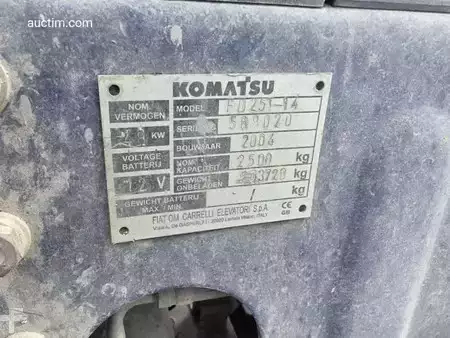 Dieselstapler 2004  Komatsu FD25T-14 (12)