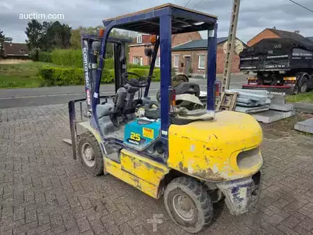 Dieselstapler 2004  Komatsu FD25T-14 (8)