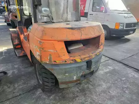 Diesel Forklifts 2005  Toyota 42-7D35 (14)