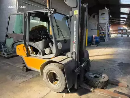 Carrelli elevatori diesel 2011  Jungheinrich DFG545 (5)