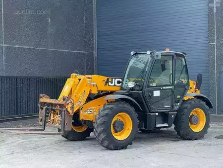 Verreikers (vast) 2015  JCB 531-70 (1)