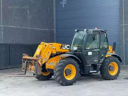 Verreikers (vast) 2015  JCB 531-70 (2)