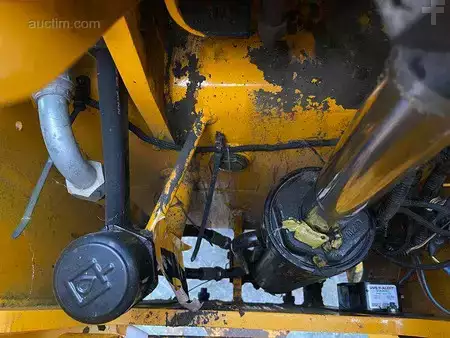 Verreikers (vast) 2015  JCB 531-70 (26)