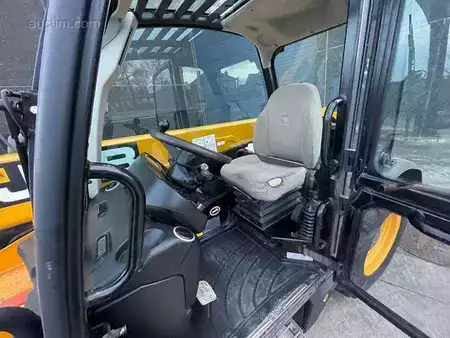 Verreikers (vast) 2015  JCB 531-70 (5)