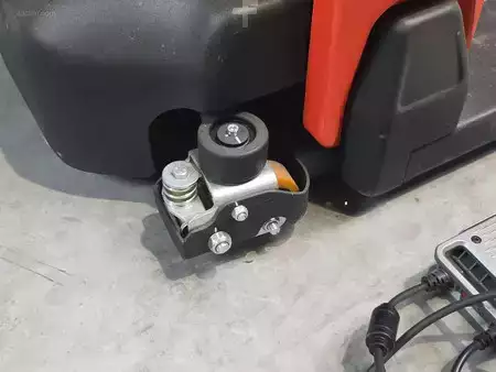 Wózki niskiego podnoszenia - Toyota BT Tyro LHE130 (5)