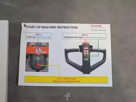 Wózki niskiego podnoszenia - Toyota BT Tyro LHE130 (9)