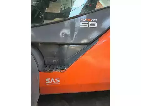 Diesel truck 2017  Toyota Tonero 50 40-8FD45N (12)