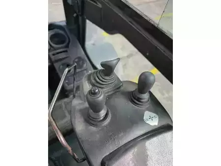 Diesel truck 2017  Toyota Tonero 50 40-8FD45N (21)