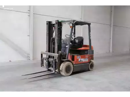 4-wiel elektrische heftrucks 2007  Toyota 7FBMF25 (1)