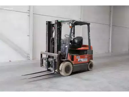 4-wiel elektrische heftrucks 2007  Toyota 7FBMF25 (16)