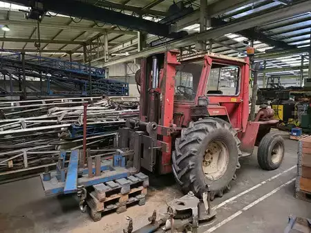 Diesel heftrucks 1979  BRAUD&FAUCHEUX MB25P (2)