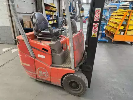 3-wiel elektrische heftrucks 2006  BT C3E100R (5)