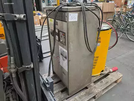 4-wiel elektrische heftrucks - FENWICK-MANUTENTION JEVE-155-TT-83 (22)