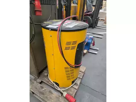 3-wiel elektrische heftrucks 1999  Fenwick E16S (22)
