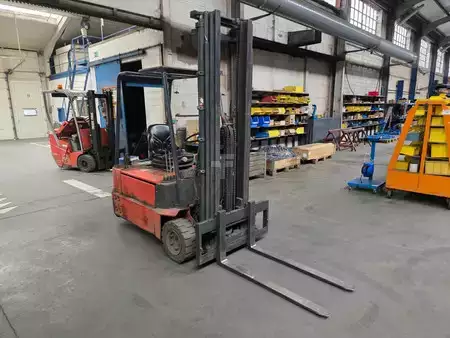 3-wiel elektrische heftrucks 1999  Fenwick E16S (5)