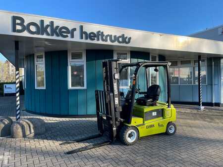 Elektro čtyřkolový VZV 2022 Clark GEX20s (2)