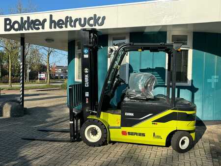 Elektro čtyřkolový VZV 2024 Clark SE35 (3)