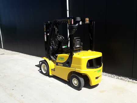 Diesel Forklifts 2013  Yale GDP25VX (3)