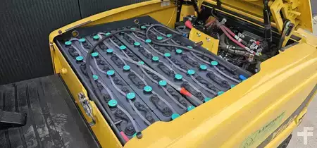 4-wiel elektrische heftrucks 2021  Yale ER25VL (5 beschikbaar) (11)