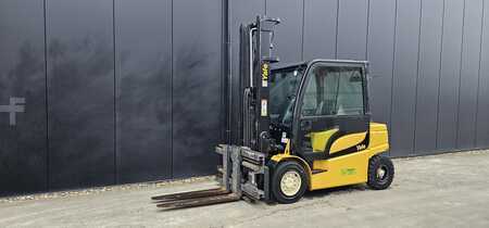 Electric - 4 wheels 2021  Yale ERP45VM (2 beschikbaar) (1)
