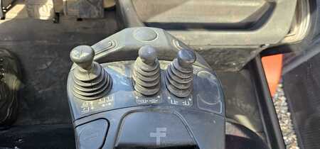 Wózki widłowe diesel 2018  Linde H80D-03 (7)