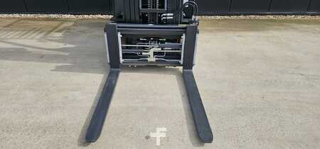 Elektryczne 4-kołowe 2024  Bobcat B35X-7 Plus (10)