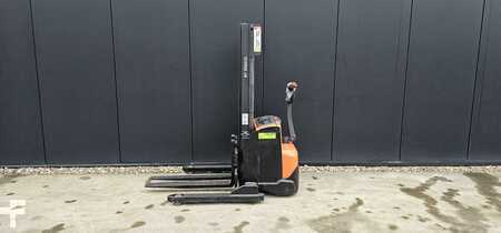 Ruční vysokozdvižný vozík 2016 BT SWE12S Breedspoor (2)