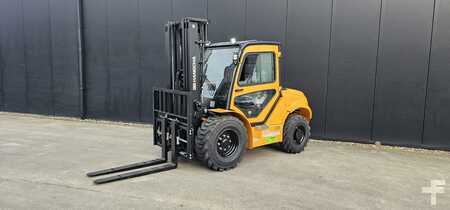 Terénní vysokozdvižný vozík 2023 HC (Hangcha) CPD35 4x4 Lithium-Ion (1)