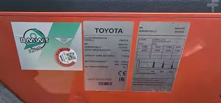 Retratil de 4 vias 2019  Toyota FRE-270 (18)