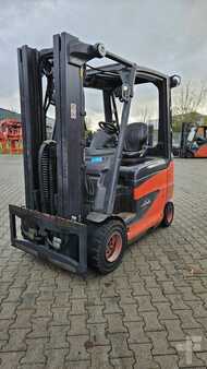 Elektro 4 Rad 2015 Linde E 30 H-01/600 (1)