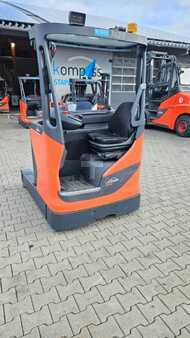 Chariots à mât rétractable 2018  Linde R 16 HD-01 (2)