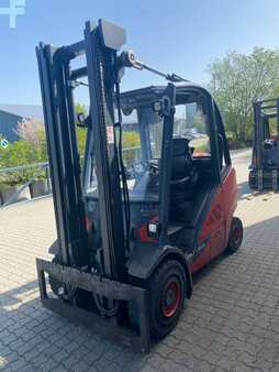 Wózki gazowe 2015  Linde H 30 T-02/393 (3)