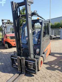 Elektro 4 Rad 2020  Linde E 30 L-01 (2)