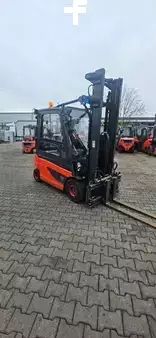 Elektro 4 Rad 2015  Linde E 25 L-01 (3)