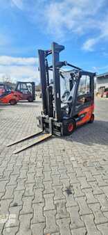 El truck - 4 hjulet 2015  Linde E 25 L-01 (1)