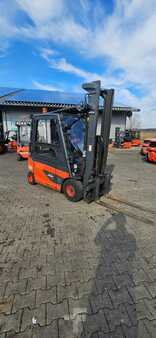 El truck - 4 hjulet 2015  Linde E 25 L-01 (4)