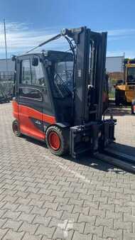 El truck - 4 hjulet 2016  Linde E 50 HL-01/600 (5)