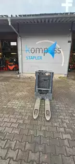 Hochhubwagen  Linde D 12 SP (1)