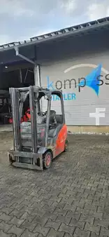 Dízel targoncák 2008  Linde H 16 D (2)