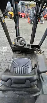 Dízel targoncák 2008  Linde H 16 D (7)