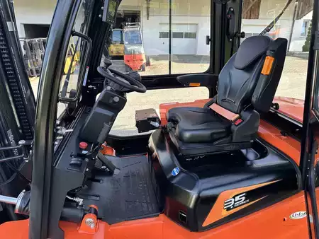 El Truck - 4-hjul 2025  Noblelift CPD 35 Triplerxmast 480cm 3500 KG Kabine (16)