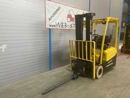 Chariot 3 roues électrique 2022  Hyster J1.6XNT MWB (2)