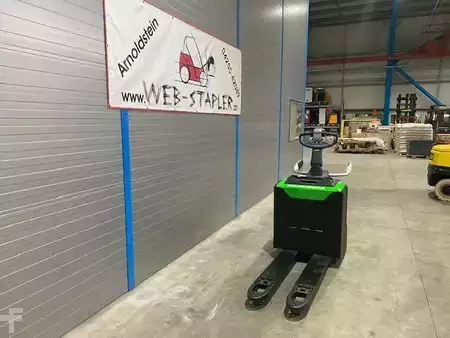 Elektrische palletwagens 2023  Cesab P322 (2)