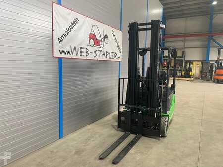 3-wiel elektrische heftrucks 2023 Cesab B318II (2)