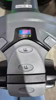 Porta-paletes elétrico 2023  Cesab P218 (5)