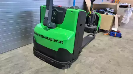 Porta-paletes elétrico 2023  Cesab P218 (6)