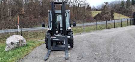Diesel heftrucks 2024 Manitou MC 30-4 D K ST5 S1 (1)