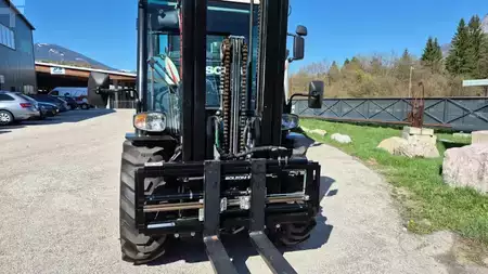 Terrenggående gaffeltruck 2025  Manitou MC 25-4 D K ST5 S1 (2)