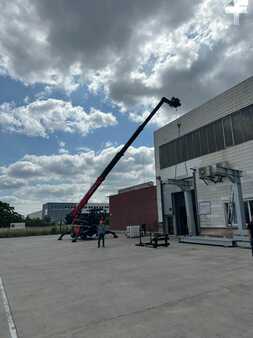 Teleskoptruck rundsving 2025  Manitou MRT 2545 360 115D ST5 S1 (8)