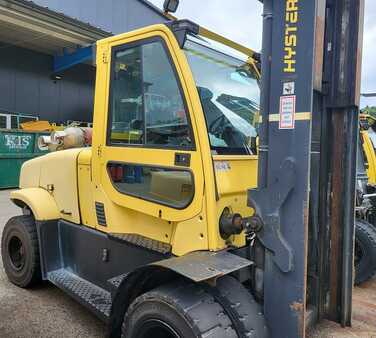 Gas truck 2011  Hyster H8.0FT9 (2)